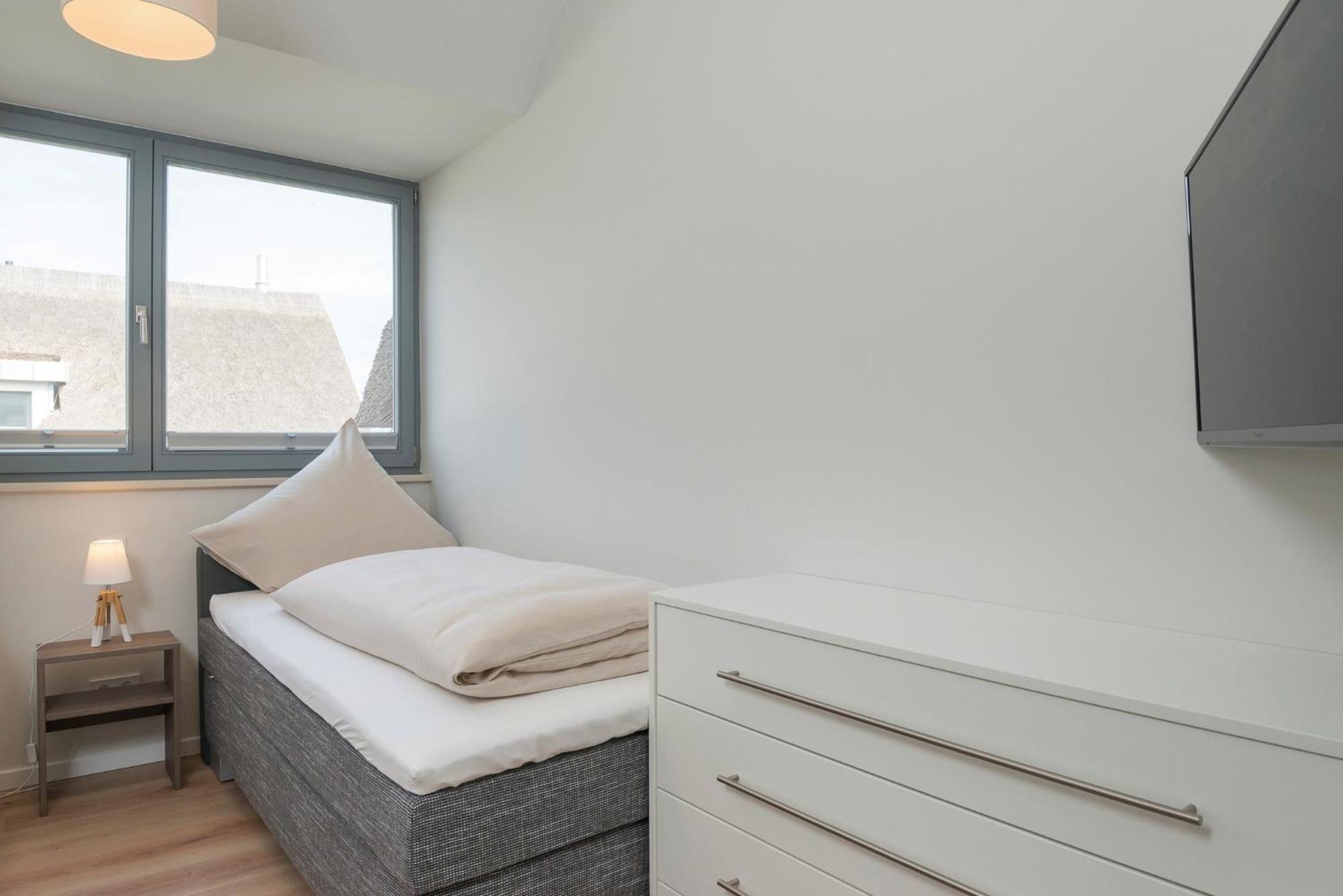 Ostsee - Reetdachhaus Nr 36 "Warder" Im Strand Resort Heiligenhafen Kültér fotó
